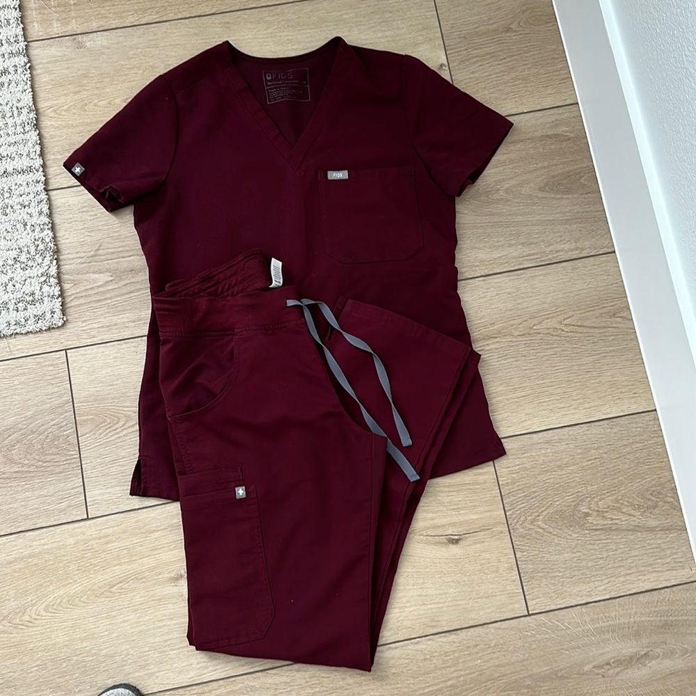 Figs scrubs top and cargo pants
